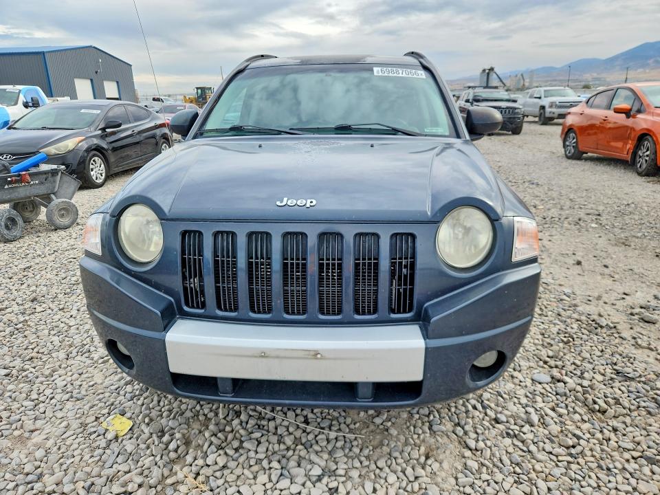 69887066 :رقم المزاد ، 1J8FF57W97D598097 vin ، 2007 Jeep Compass مزاد بيع