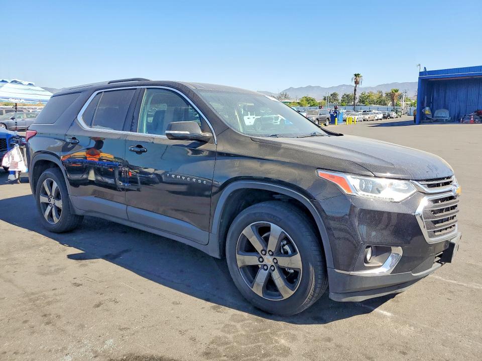 Продажа на аукционе авто 2018 Chevrolet Traverse, vin: 1GNERHKW3JJ142342, номер лота: 70113716