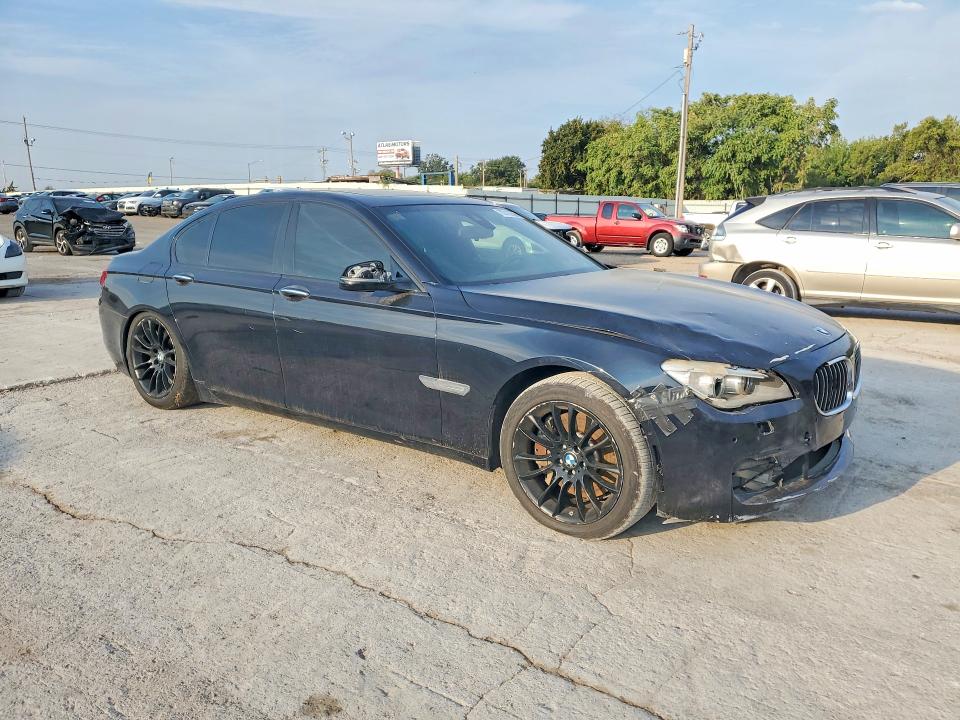 70312356 :رقم المزاد ، WBAYA8C55ED228398 vin ، 2014 Bmw 750 مزاد بيع