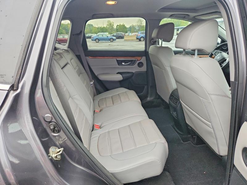 69598936 :رقم المزاد ، 2HKRW2H82HH611464 vin ، 2017 Honda Cr-v مزاد بيع