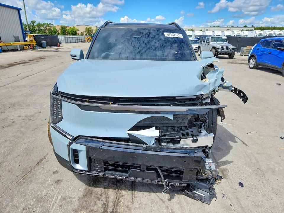 Продаж на аукціоні авто 2024 Kia Ev9, vin: KNDAEFS51R6035979, номер лоту: 67832626