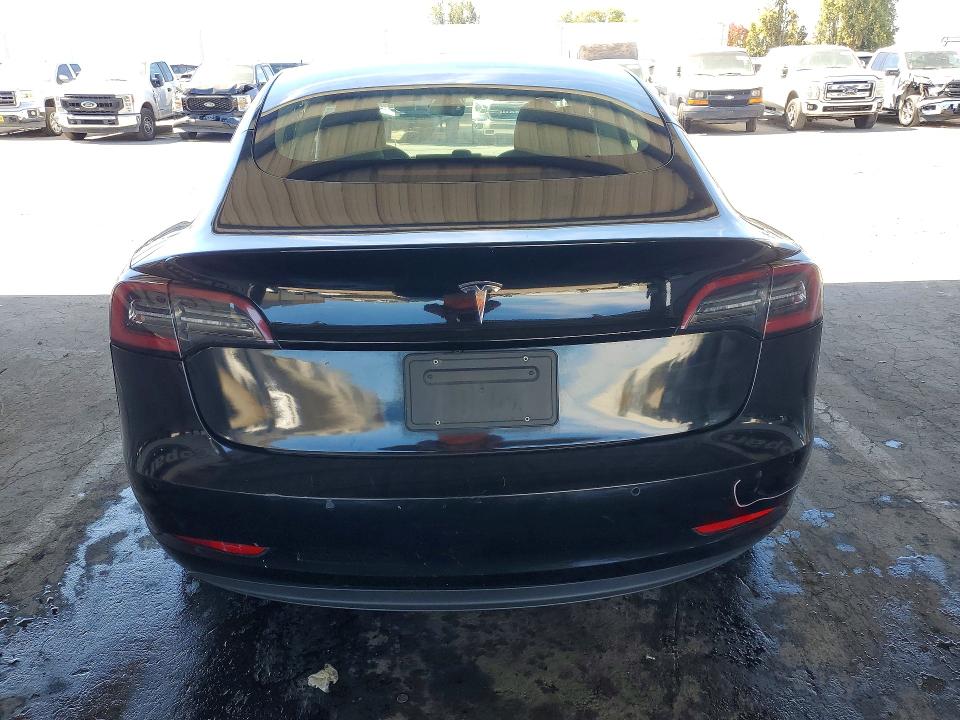 Продажа на аукционе авто 2022 Tesla Model 3, vin: 5YJ3E1EB2NF260004, номер лота: 70528116