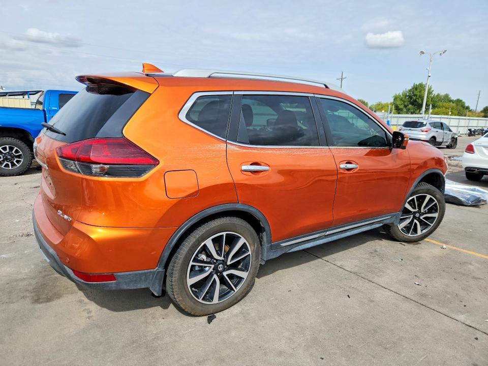 69639036 :رقم المزاد ، 5N1AT2MV2KC742734 vin ، 2019 Nissan Rogue مزاد بيع