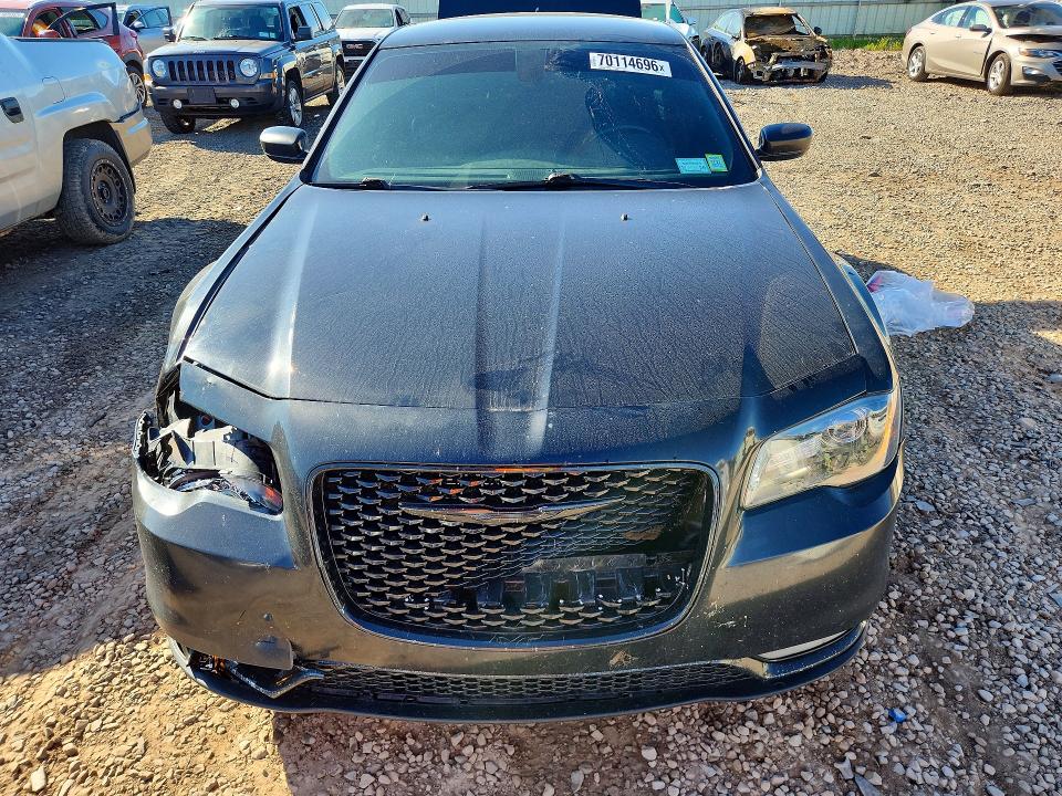 Aukcja sprzedaży 2015 Chrysler 300, vin: 2C3CCABG9FH743253, numer aukcji: 70114696