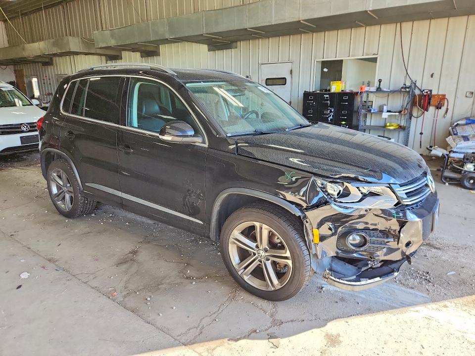 Продаж на аукціоні авто 2017 Volkswagen Tiguan, vin: WVGUV7AX4HK015796, номер лоту: 70539666