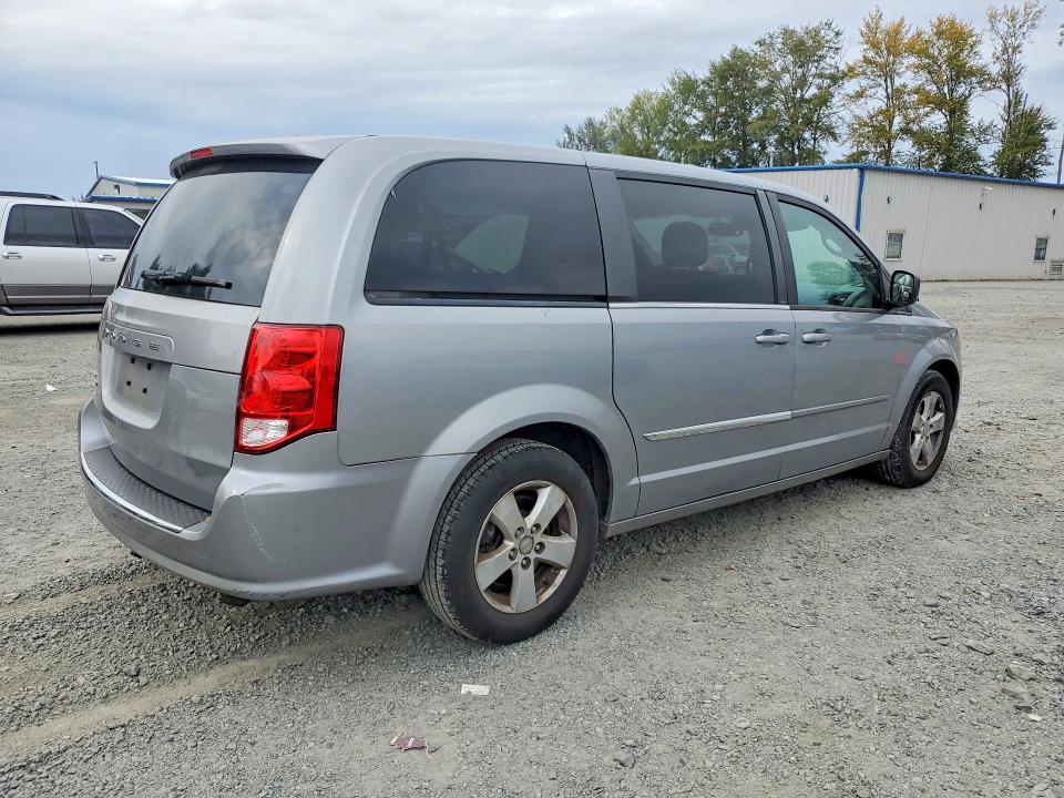 70296456 :رقم المزاد ، 2C4RDGBG2DR633075 vin ، 2013 Dodge Grand Caravan مزاد بيع