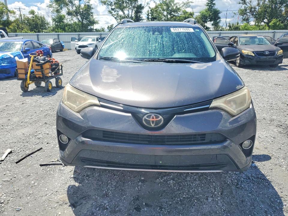 Продажа на аукционе авто 2018 Toyota Rav4, vin: JTMWFREV3JJ178059, номер лота: 66271686