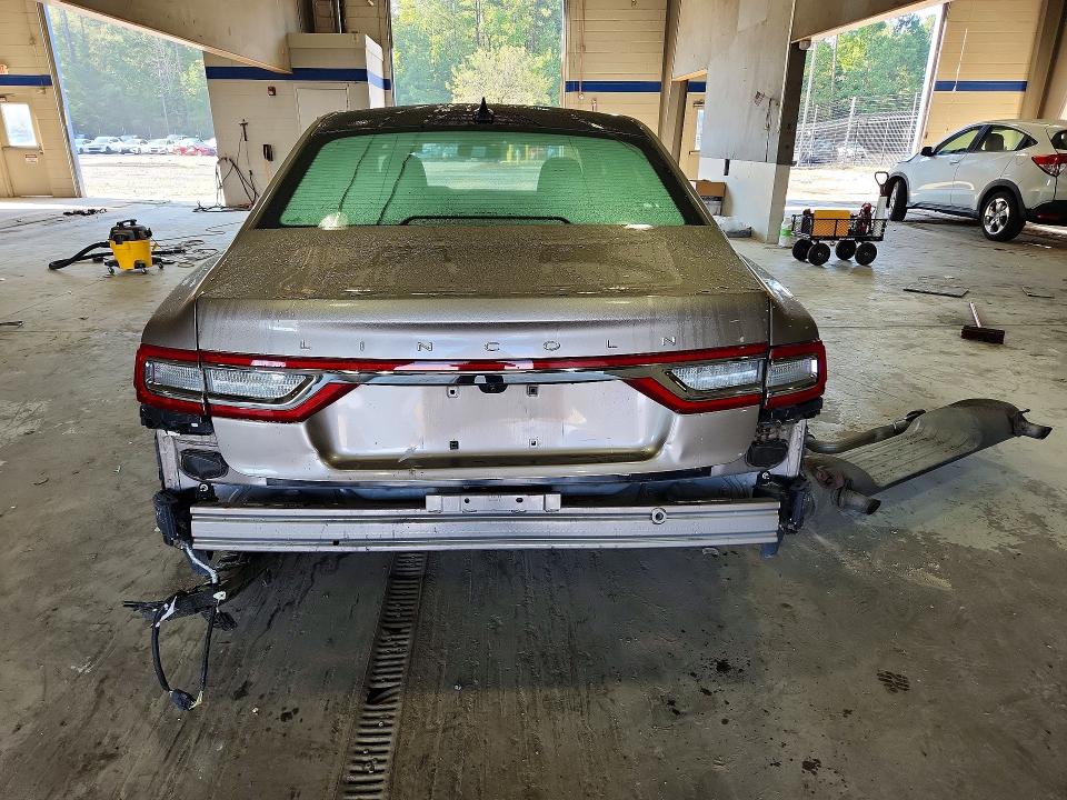 66851776 :رقم المزاد ، 1LN6L9NP5J5610617 vin ، 2018 Lincoln Continental مزاد بيع