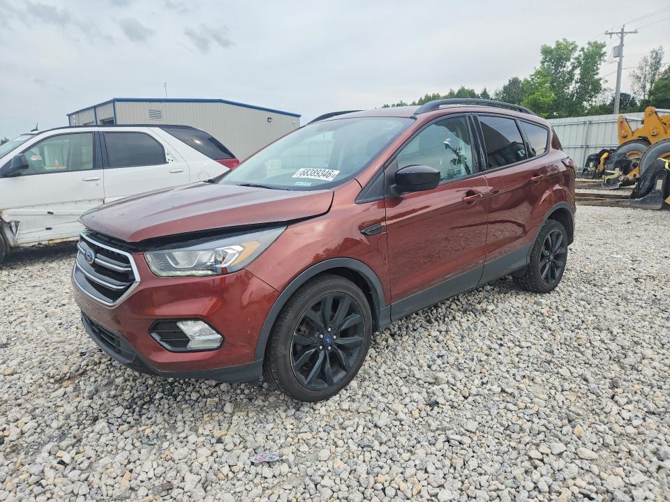 2018 Ford Escape მანქანა იყიდება აუქციონზე, vin: 1FMCU0GD9JUC28465, აუქციონის ნომერი: 68389346