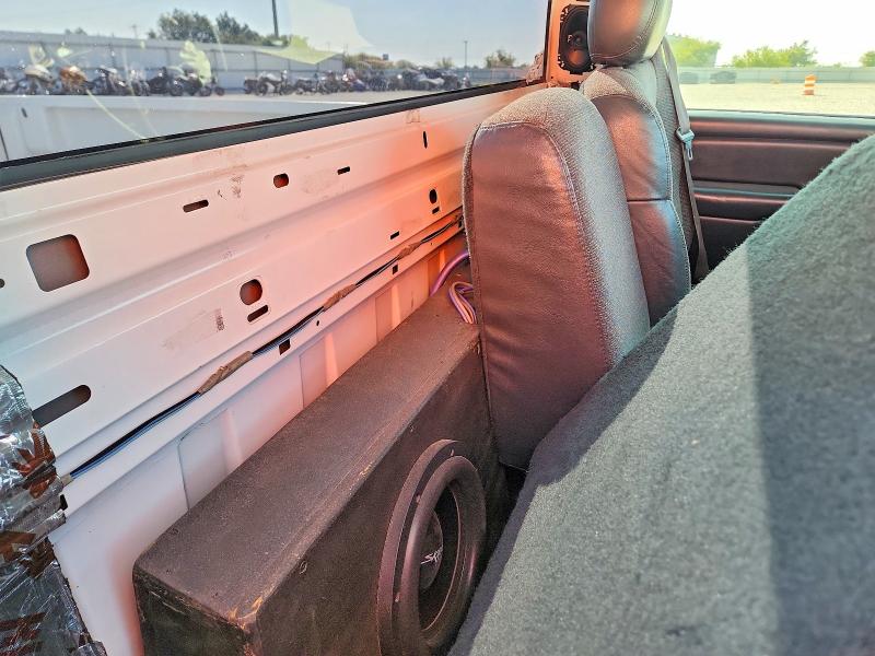 Продаж на аукціоні авто 2000 Chevrolet Silverado, vin: 1GCEC14W3YZ181538, номер лоту: 70060866