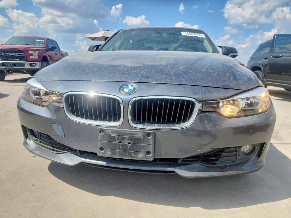 2013 Bmw 328 მანქანა იყიდება აუქციონზე, vin: WBA3C1C54DF440028, აუქციონის ნომერი: 68087806