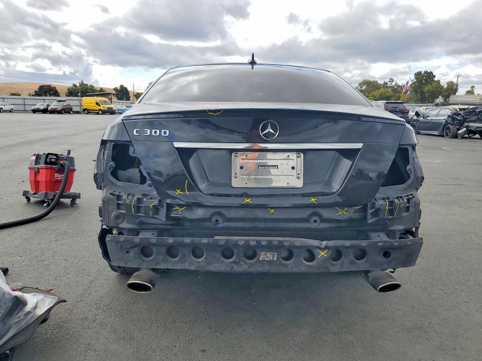 67182226 :رقم المزاد ، WDDGF54X68F089458 vin ، 2008 Mercedes-benz C-class C300 مزاد بيع