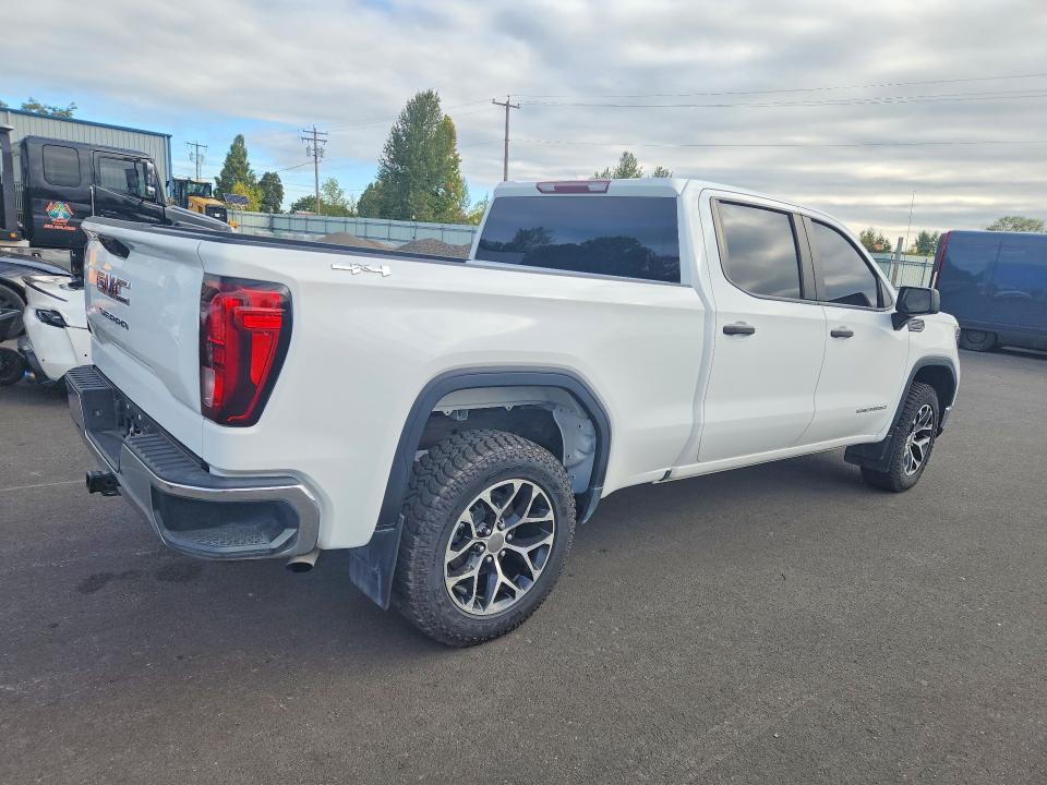 71347856 :رقم المزاد ، 3GTPUAEK0PG102777 vin ، 2023 Gmc Sierra مزاد بيع