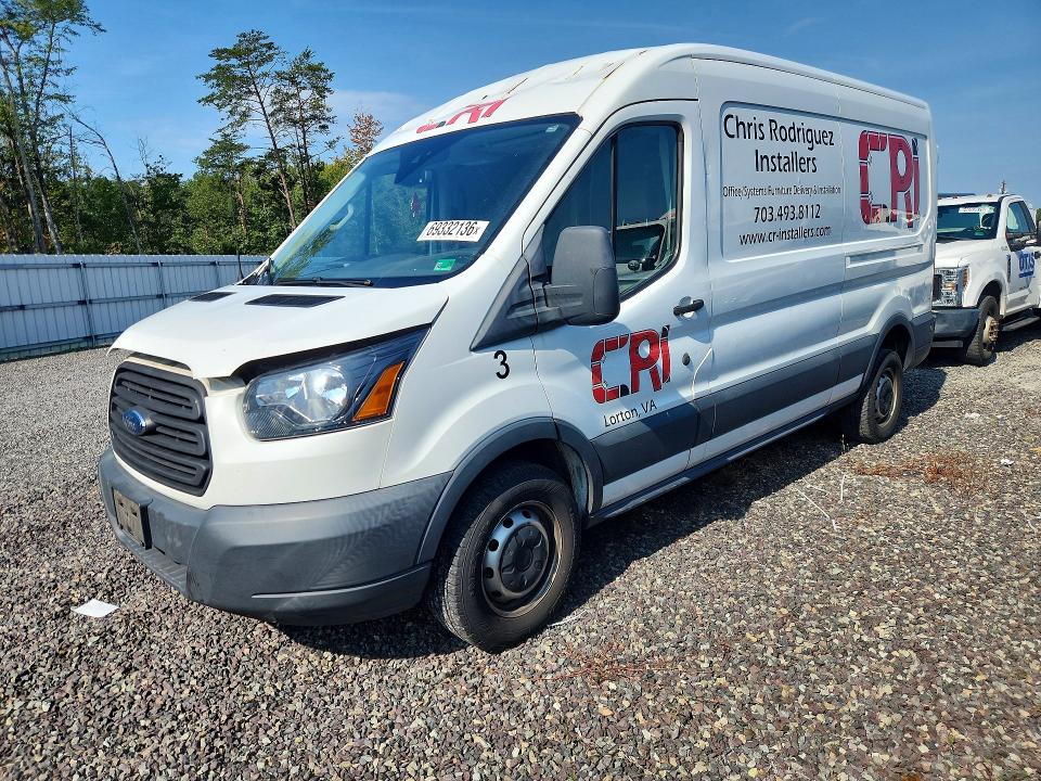 69332136 :رقم المزاد ، 1FTYR2CM1JKA51001 vin ، 2018 Ford Transit مزاد بيع