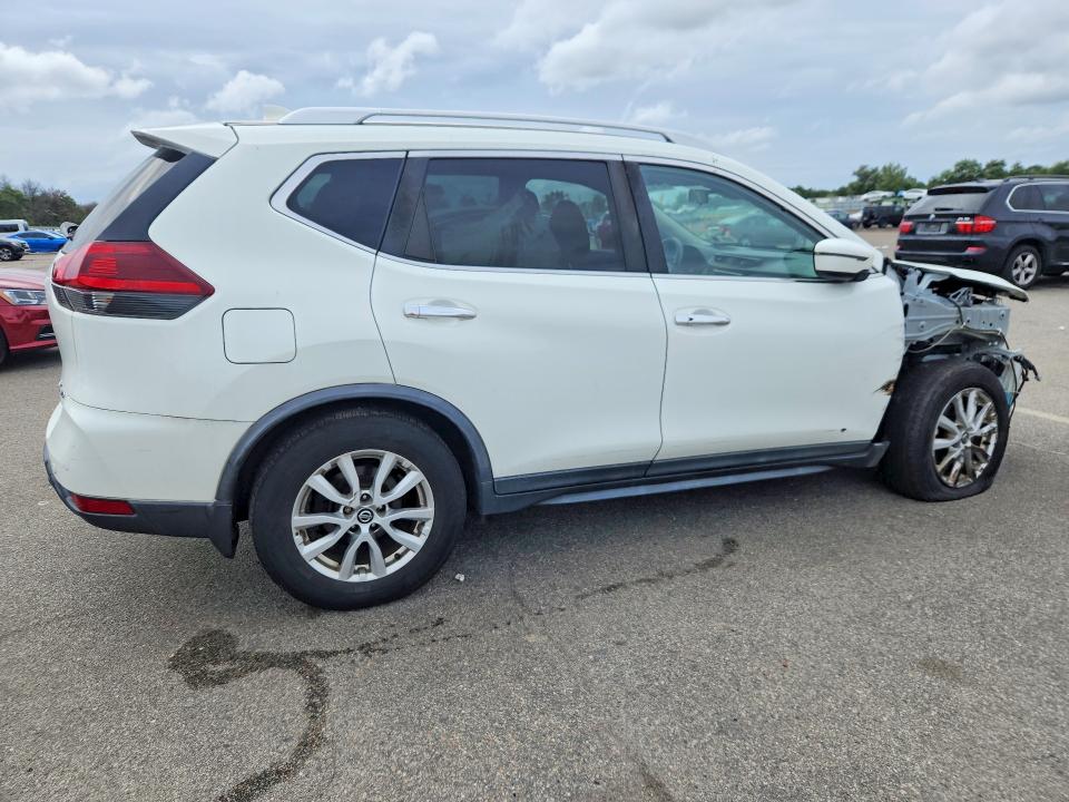 69782256 :رقم المزاد ، KNMAT2MV0LP519297 vin ، 2020 Nissan Rogue مزاد بيع
