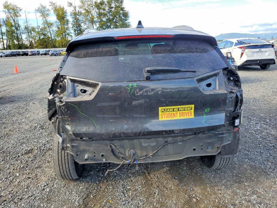 67821466 :رقم المزاد ، KNDCC3LG7N5158859 vin ، 2022 Kia Niro Ev مزاد بيع