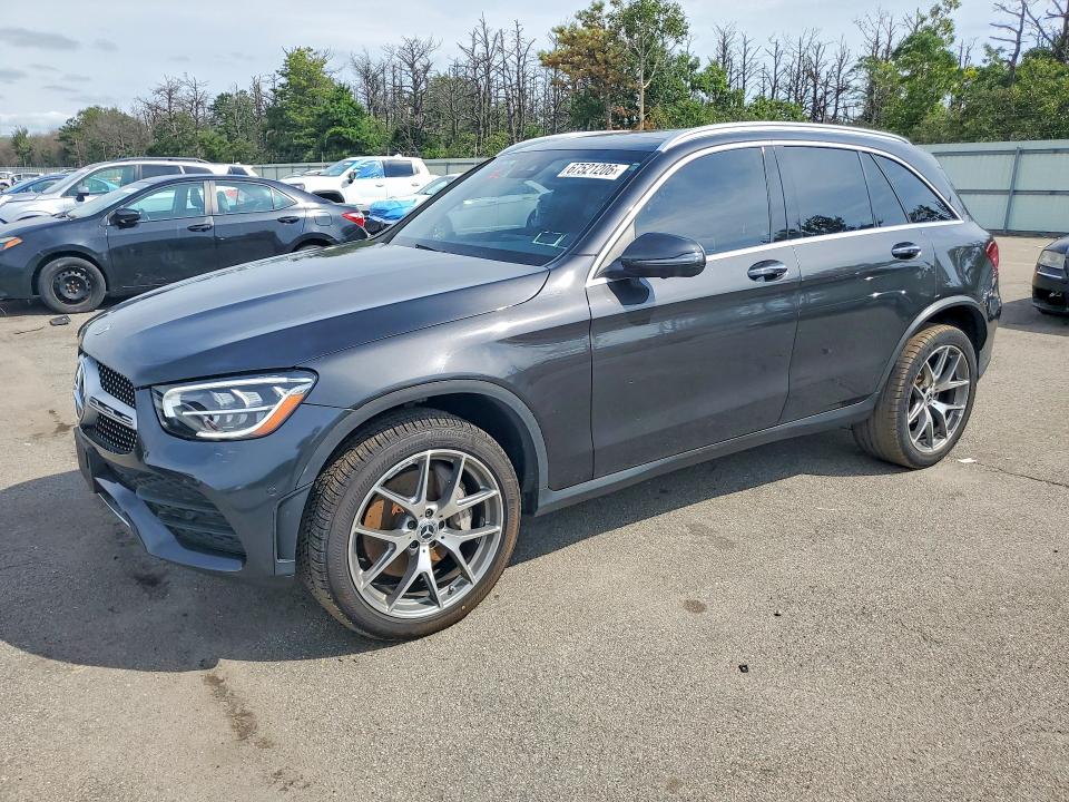 67521206 :رقم المزاد ، W1N0G8EB5NG119318 vin ، 2022 Mercedes-benz Glc مزاد بيع