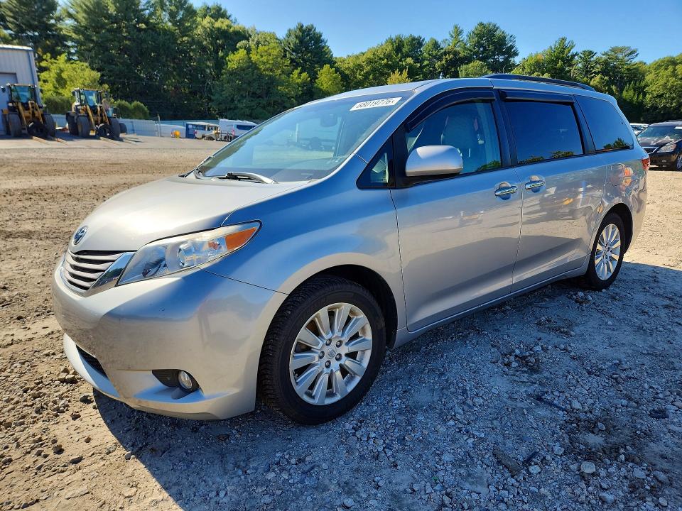 Aukcja sprzedaży 2015 Toyota Sienna, vin: 5TDDK3DCXFS105345, numer aukcji: 68019776