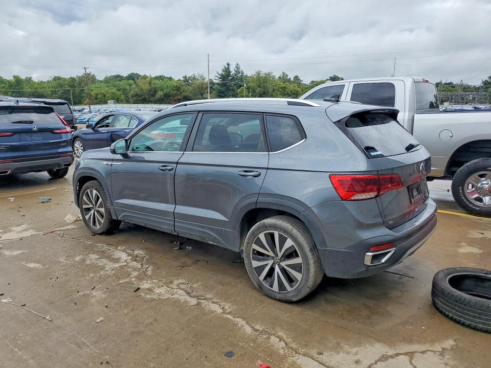 Продажа на аукционе авто 2022 Volkswagen Taos, vin: 3VVWX7B28NM044749, номер лота: 68248916