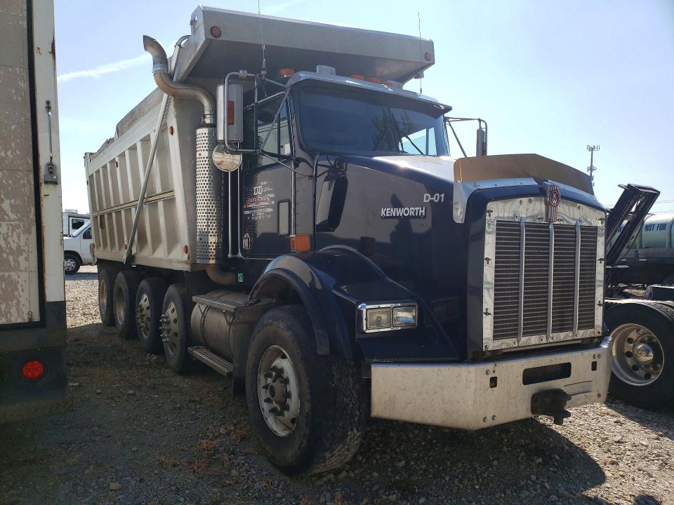 Продажа на аукционе авто 2002 Kenworth T8 Series, vin: 1NKDL00X72J898243, номер лота: 67468186