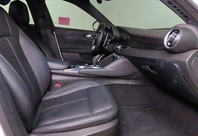 71092946 :رقم المزاد ، ZARFAMAN6P7668014 vin ، 2023 Alfa Romeo Giulia مزاد بيع