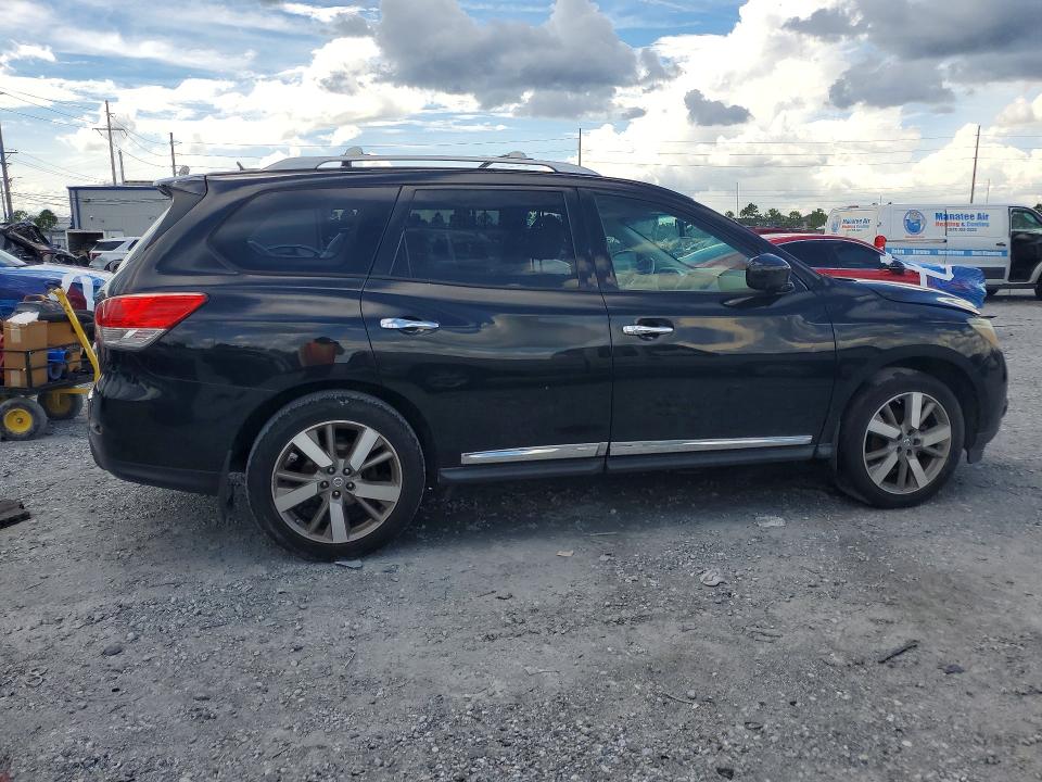 67647056 :رقم المزاد ، 5N1AR2MM8FC601713 vin ، 2015 Nissan Pathfinder مزاد بيع