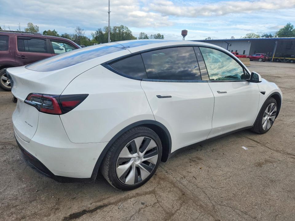 Продажа на аукционе авто 2021 Tesla Model Y, vin: 5YJYGDEE8MF180717, номер лота: 69714446