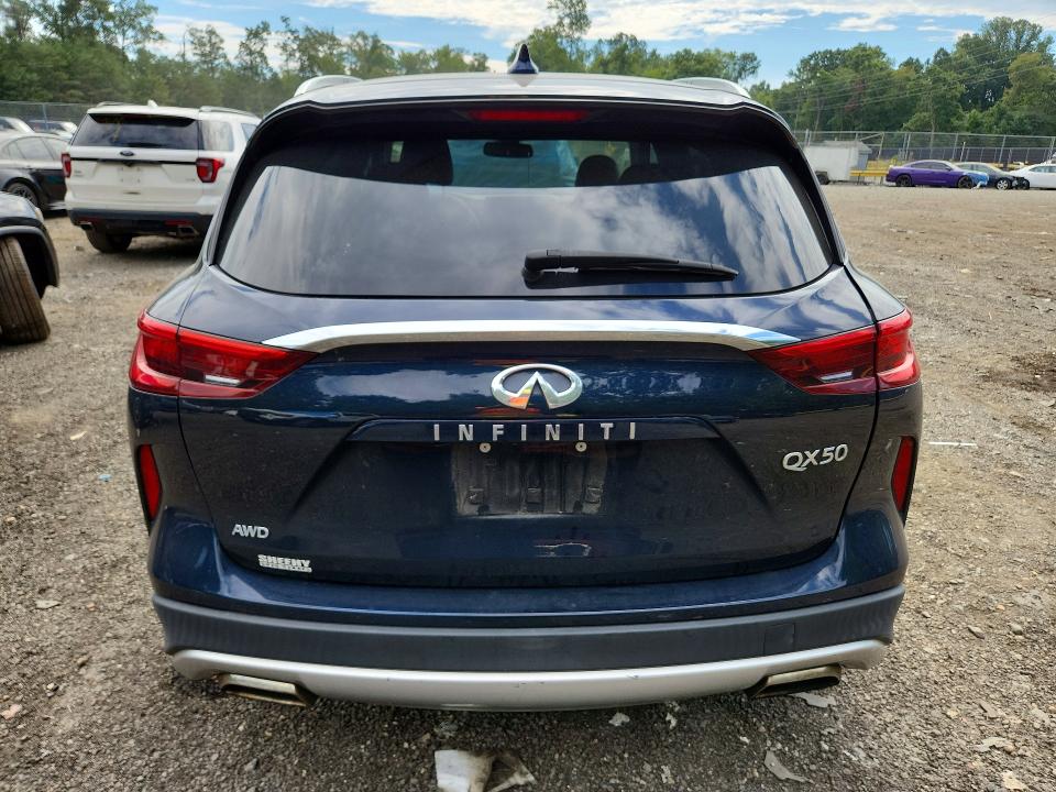 68540106 :رقم المزاد ، 3PCAJ5M3XKF135509 vin ، 2019 Infiniti Qx50 مزاد بيع