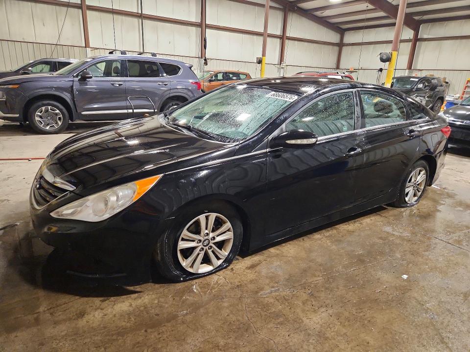 2014 Hyundai Sonata მანქანა იყიდება აუქციონზე, vin: 5NPEB4AC1EH946585, აუქციონის ნომერი: 68606576