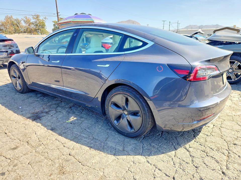 Продаж на аукціоні авто 2019 Tesla Model 3, vin: 5YJ3E1EBXKF450418, номер лоту: 70351126