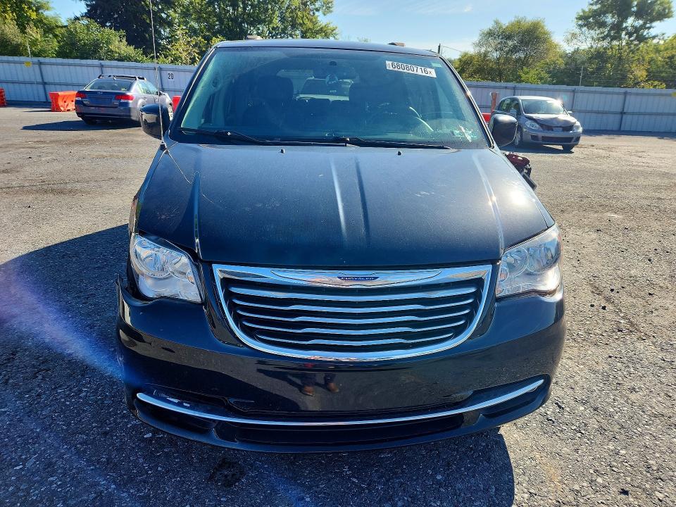 2016 Chrysler Town & Country მანქანა იყიდება აუქციონზე, vin: 2C4RC1BGXGR197855, აუქციონის ნომერი: 68080716