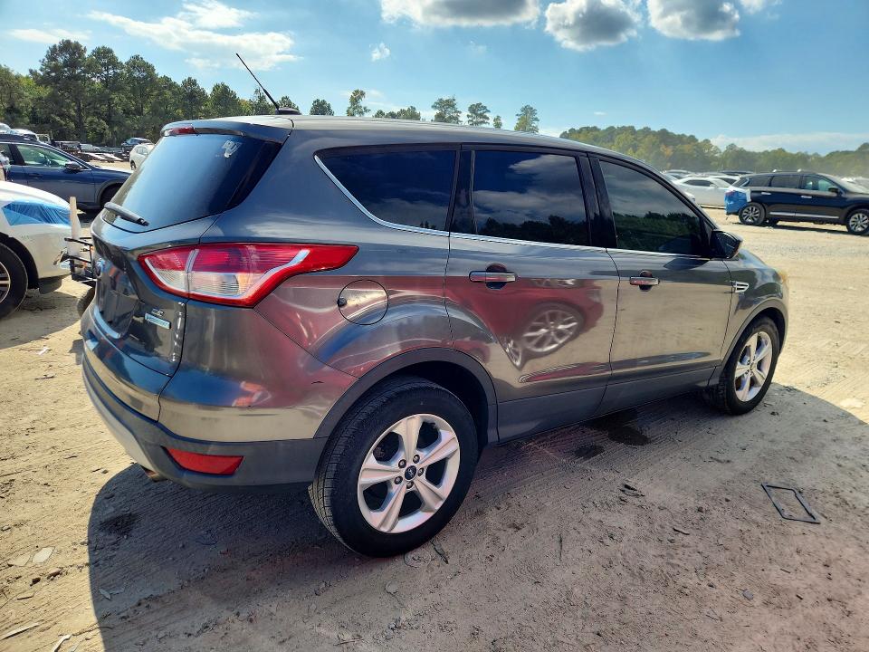 71138576 :رقم المزاد ، 1FMCU0G91EUB11142 vin ، 2014 Ford Escape مزاد بيع