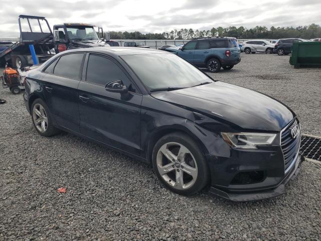 70681266 :رقم المزاد ، WAUAUHFF5J1056088 vin ، 2018 Audi A3 مزاد بيع