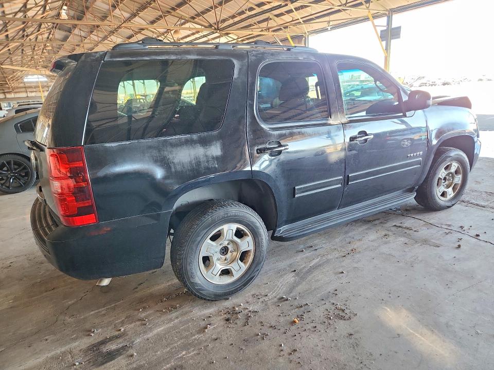 70545786 :رقم المزاد ، 1GNSCAE03DR212110 vin ، 2013 Chevrolet Tahoe مزاد بيع