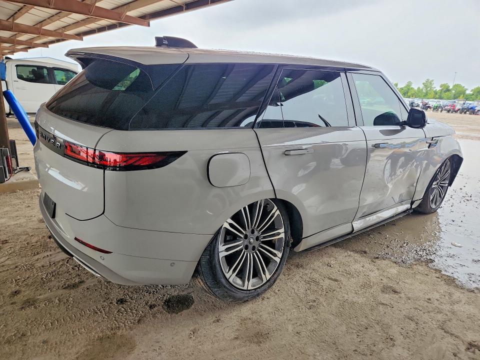 Продаж на аукціоні авто 2024 Land Rover Range Rover Sport, vin: SAL1L9FUXRA167248, номер лоту: 63744966