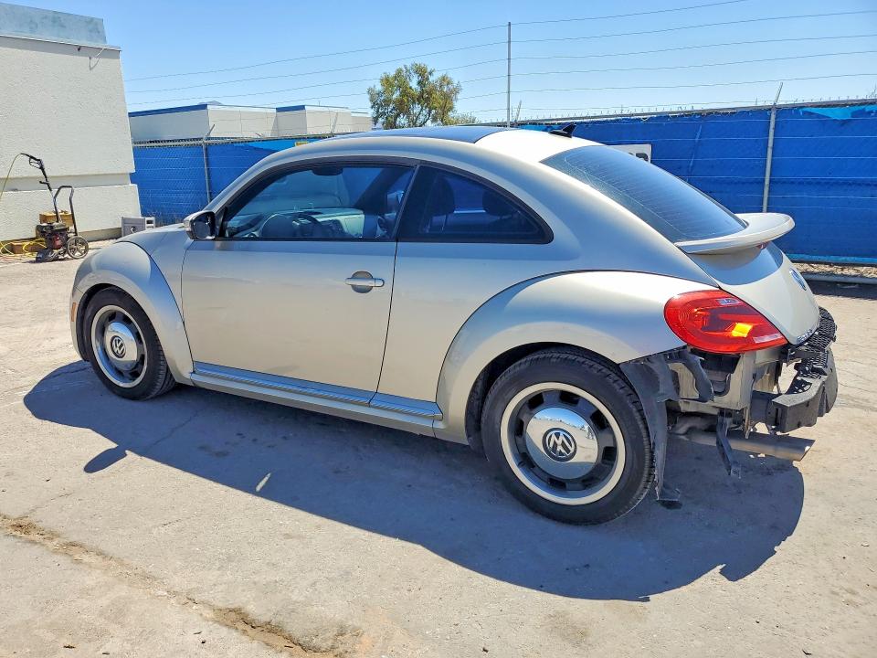 68858436 :رقم المزاد ، 3VWJP7AT8DM617695 vin ، 2013 Volkswagen Beetle مزاد بيع