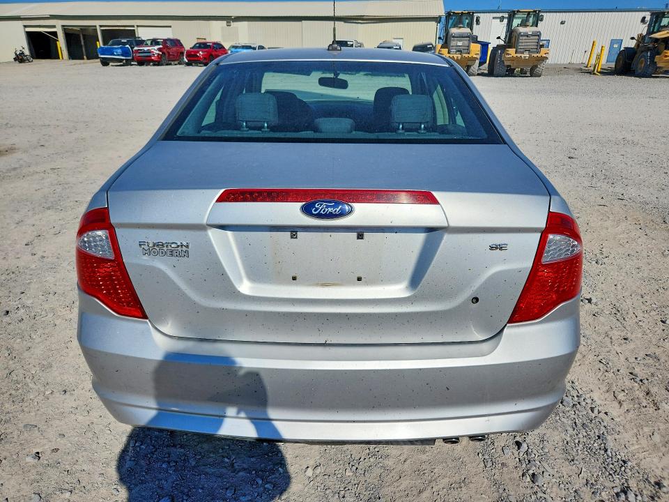 68219706 :رقم المزاد ، 3FAHP0HA9CR347851 vin ، 2012 Ford Fusion مزاد بيع
