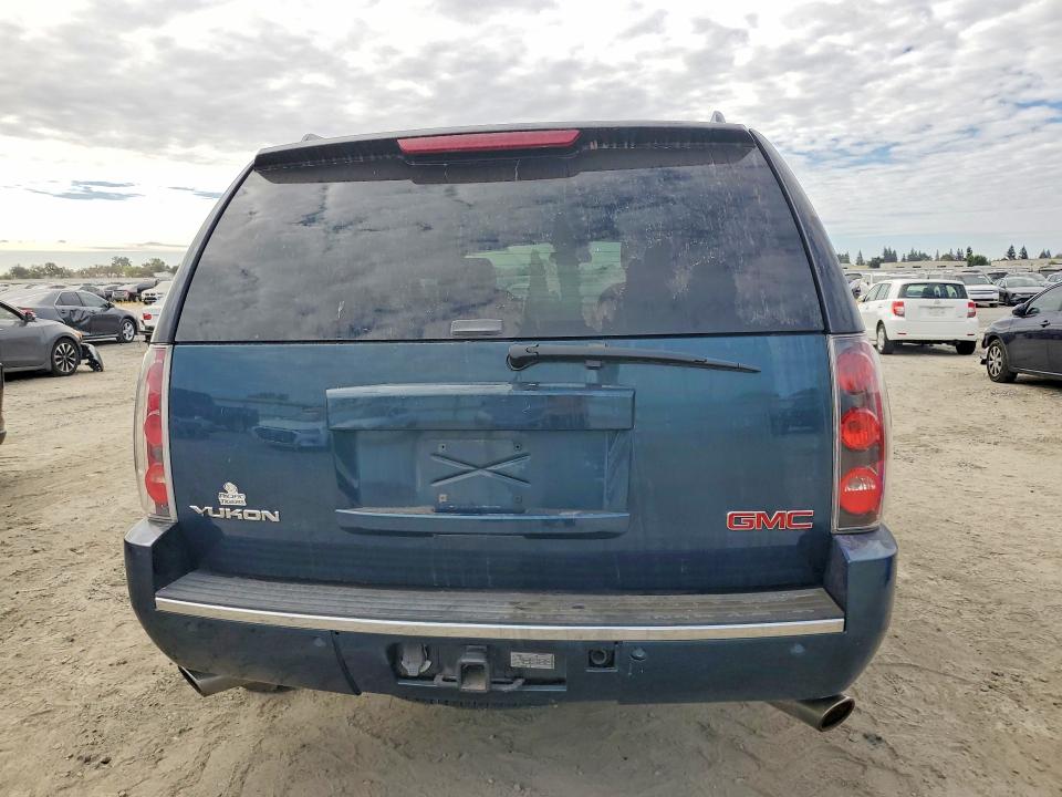 Продажа на аукционе авто 2007 Gmc Yukon, vin: 1GKFK63877J139723, номер лота: 67614916