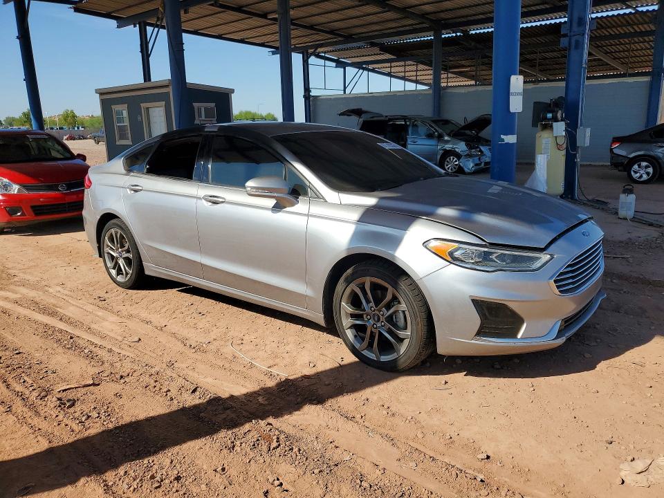 67740336 :رقم المزاد ، 3FA6P0CDXLR153113 vin ، 2020 Ford Fusion مزاد بيع