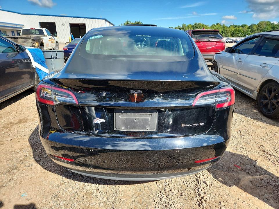 69310066 :رقم المزاد ، 5YJ3E1EB4KF451449 vin ، 2019 Tesla Model 3 مزاد بيع
