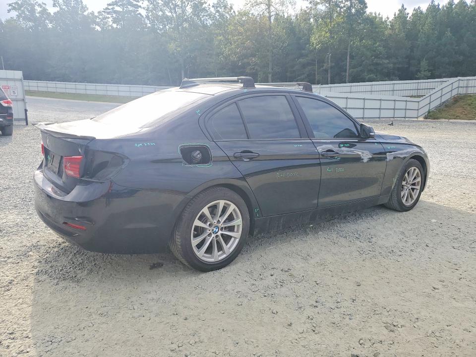 Продажа на аукционе авто 2017 Bmw 320, vin: WBA8E1G38HNU18389, номер лота: 68934796