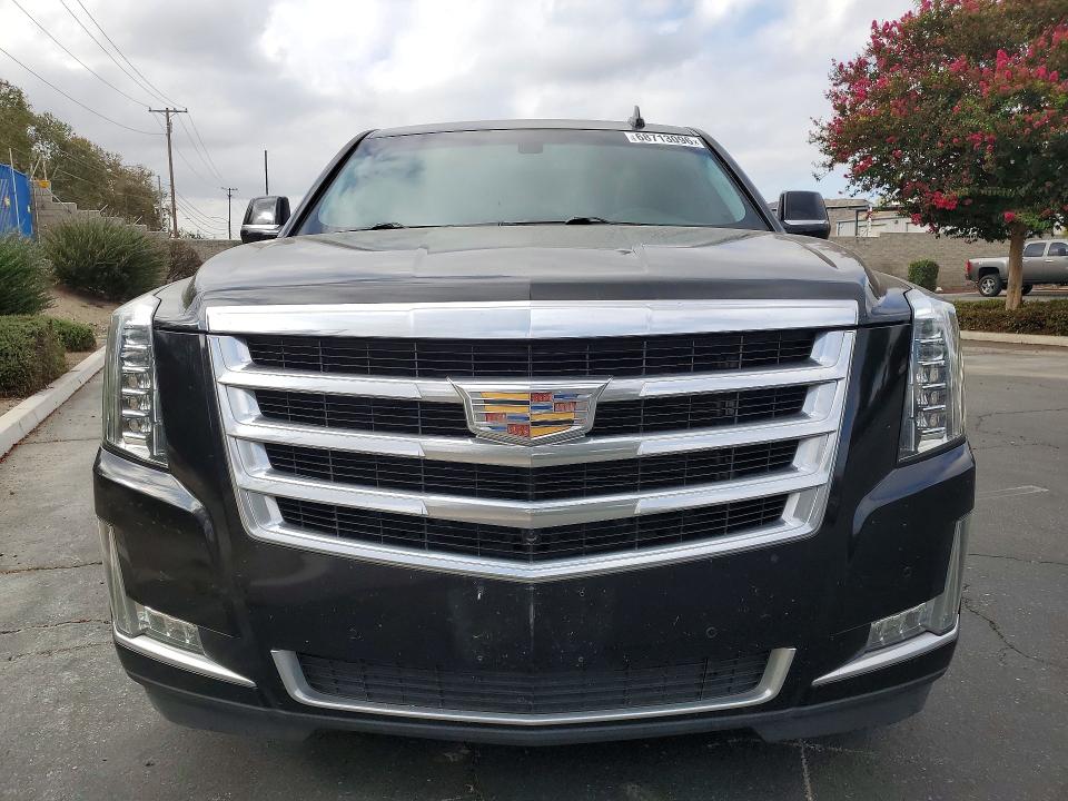 2017 Cadillac Escalade მანქანა იყიდება აუქციონზე, vin: 1GYS3GKJ4HR142819, აუქციონის ნომერი: 68713096