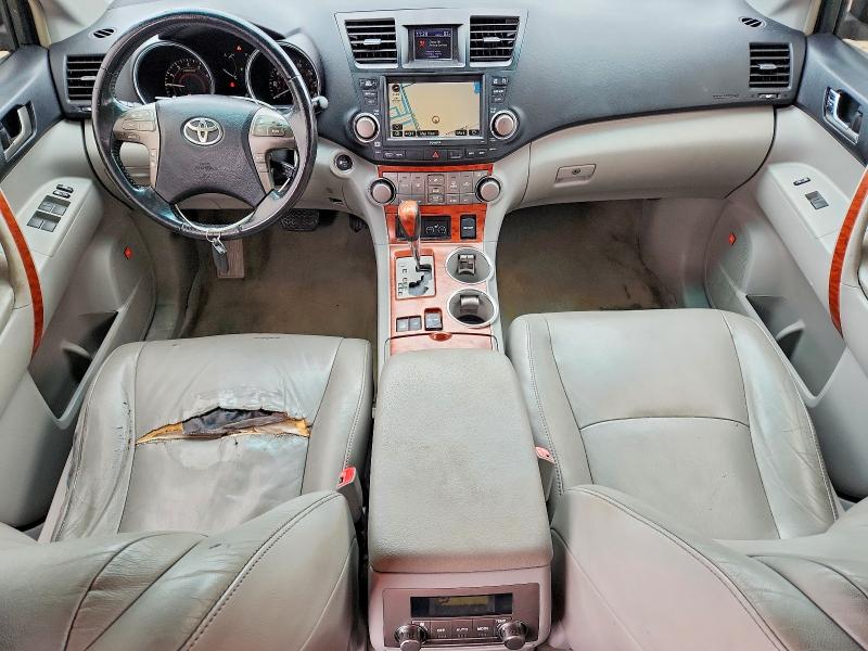 2010 Toyota Highlander მანქანა იყიდება აუქციონზე, vin: 5TDDK3EH0AS009615, აუქციონის ნომერი: 70024096