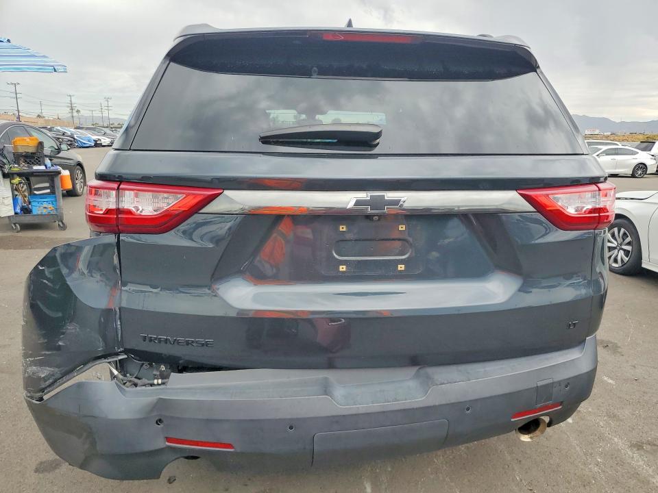68050076 :رقم المزاد ، 1GNERGKW7MJ238666 vin ، 2021 Chevrolet Traverse مزاد بيع
