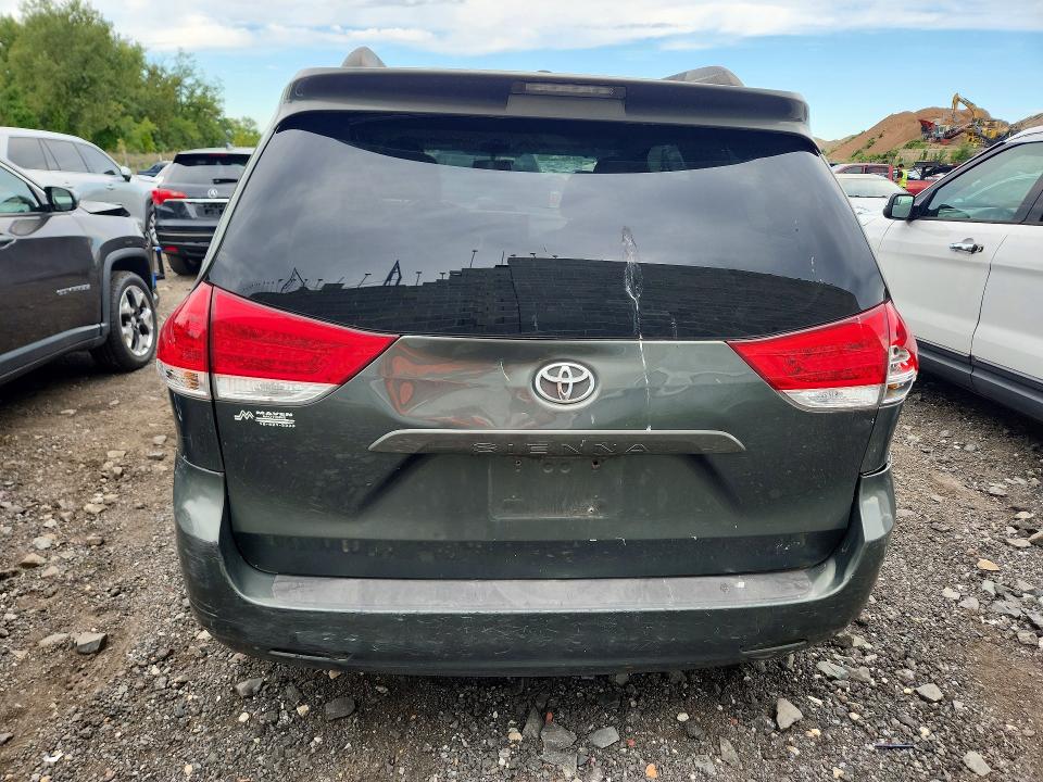 Продаж на аукціоні авто 2013 Toyota Sienna, vin: 5TDKK3DC0DS355245, номер лоту: 68278896