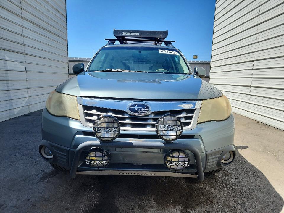 69981686 :رقم المزاد ، JF2SHADC9DG403758 vin ، 2013 Subaru Forester مزاد بيع