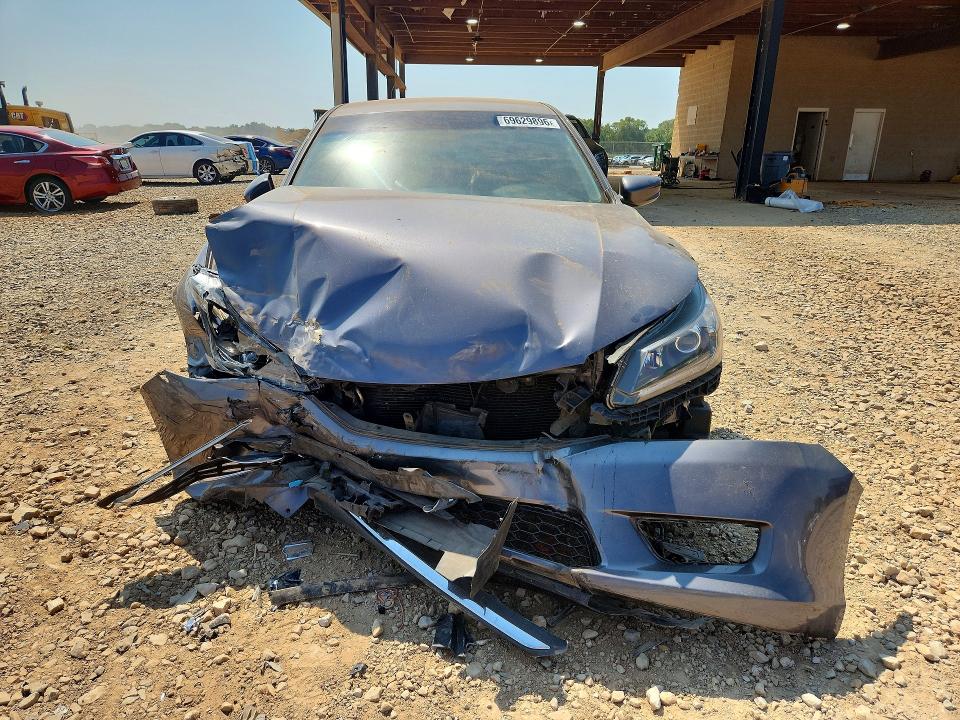 2014 Honda Accord მანქანა იყიდება აუქციონზე, vin: 1HGCR2F50EA135693, აუქციონის ნომერი: 69629896