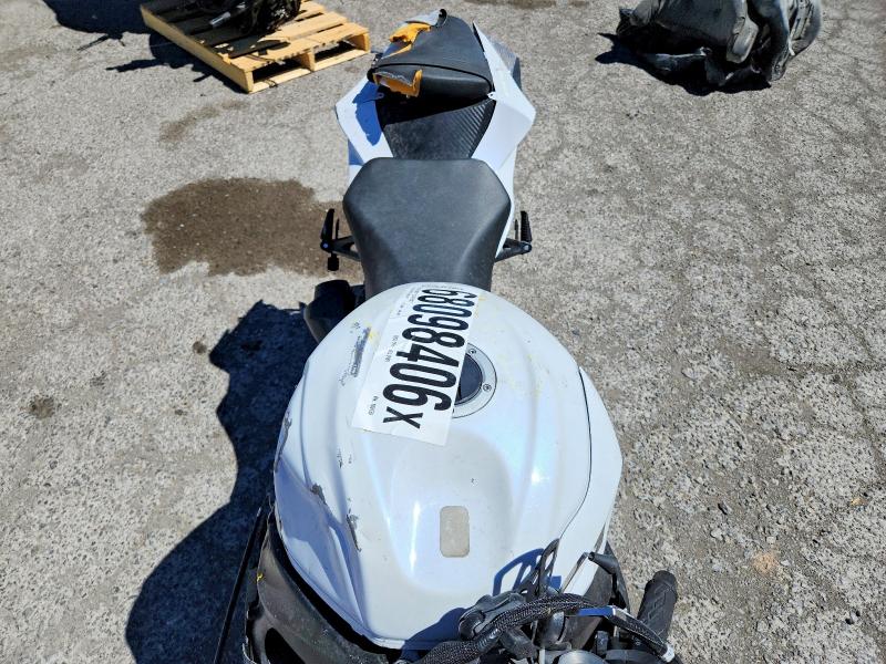 68098406 :رقم المزاد ، JS1GN7FA2K7100159 vin ، 2019 Suzuki Gsx-r600 مزاد بيع