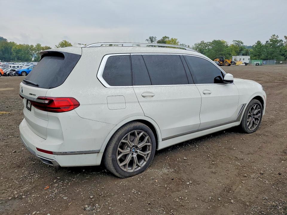 69518446 :رقم المزاد ، 5UXCW2C02N9L92158 vin ، 2022 Bmw X7 مزاد بيع