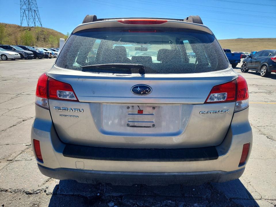 Продажа на аукционе авто 2014 Subaru Outback, vin: 4S4BRCAC4E3247743, номер лота: 67959436